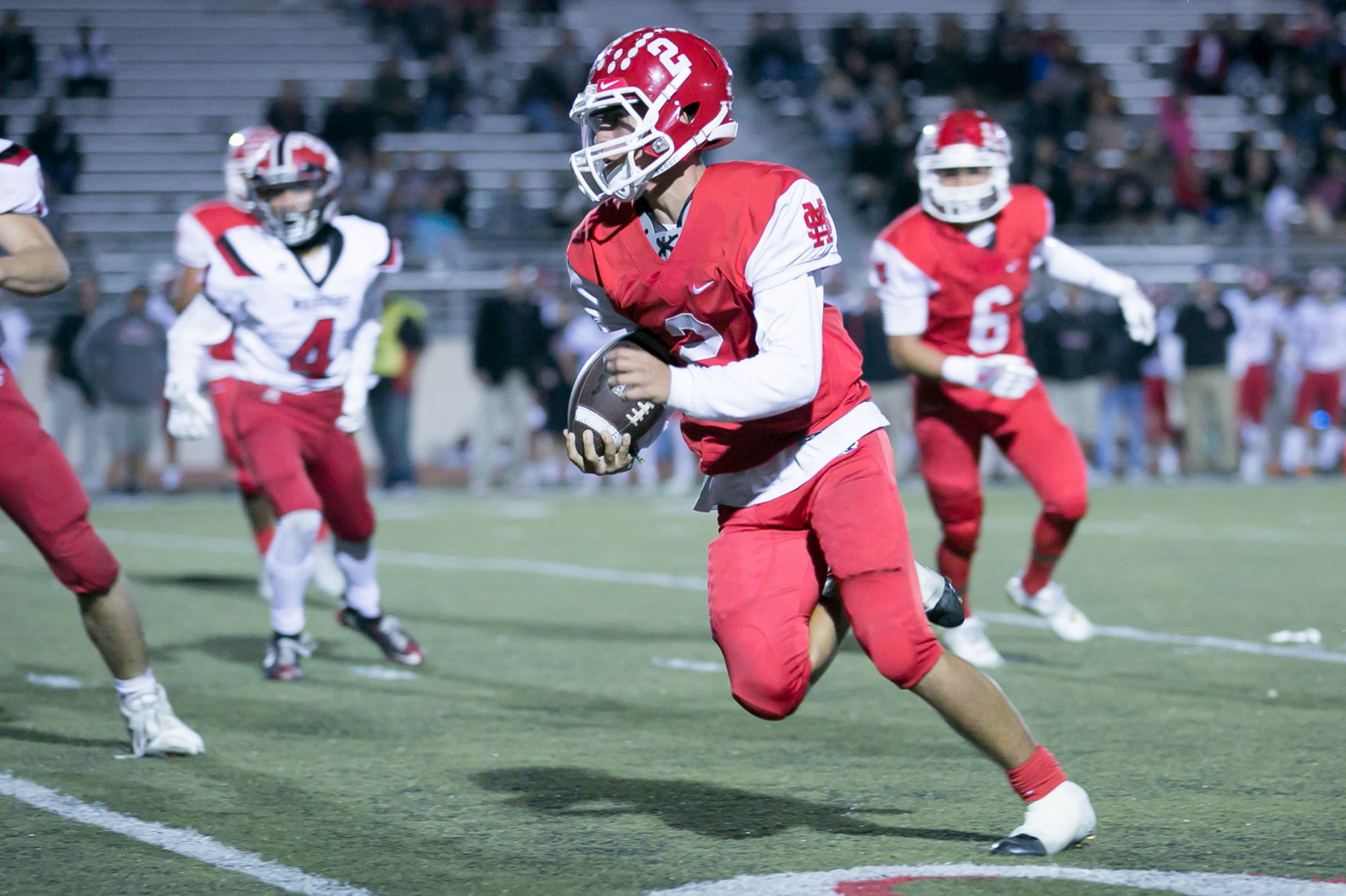 111017 Santa Maria Carpinteria Football 029.jpg